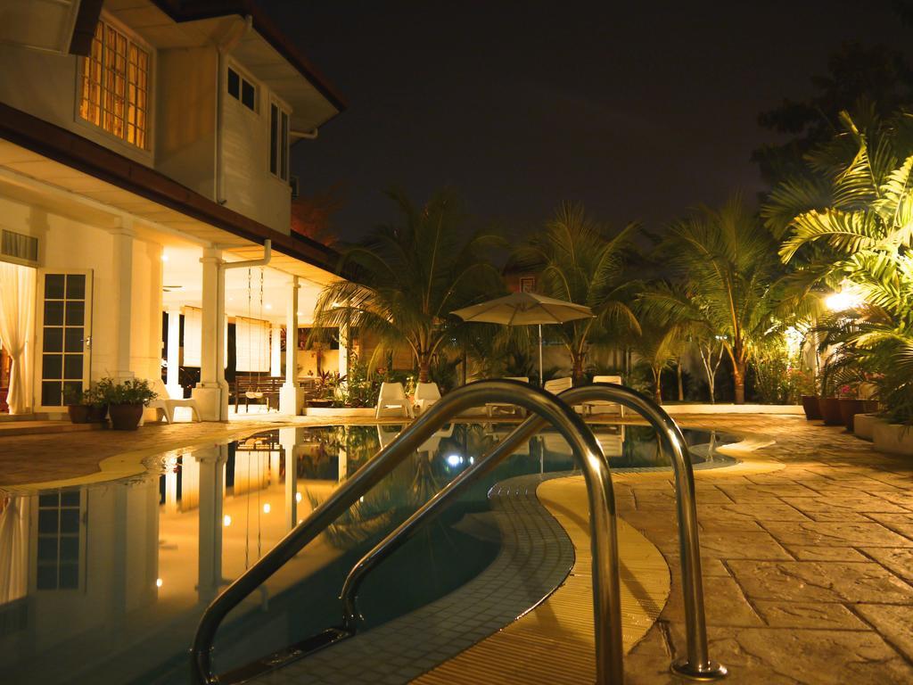 Rumah Putih Near Klia เซปัง ภายนอก รูปภาพ