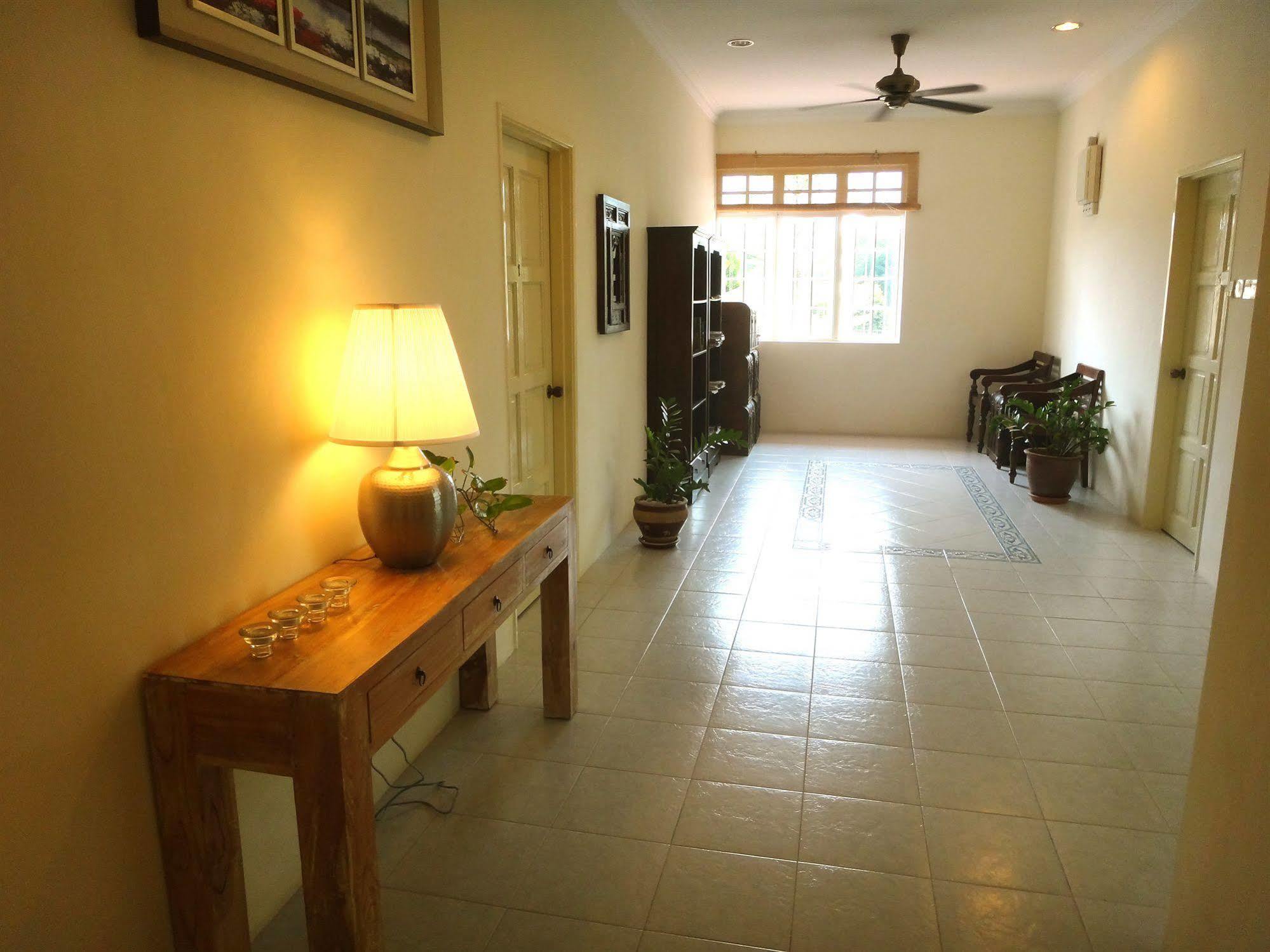Rumah Putih Near Klia เซปัง ภายนอก รูปภาพ
